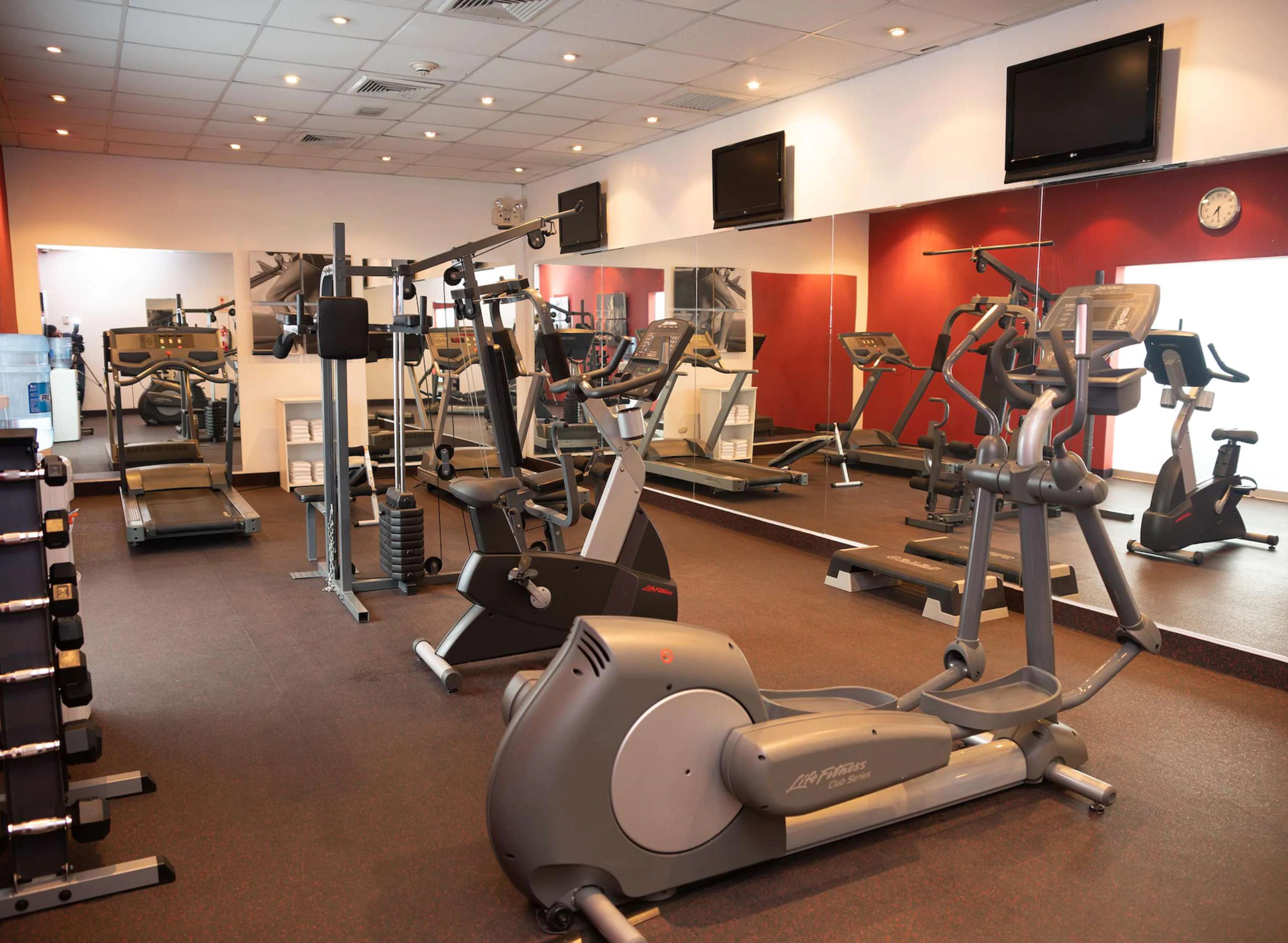 Radisson San Isidro & Hotel