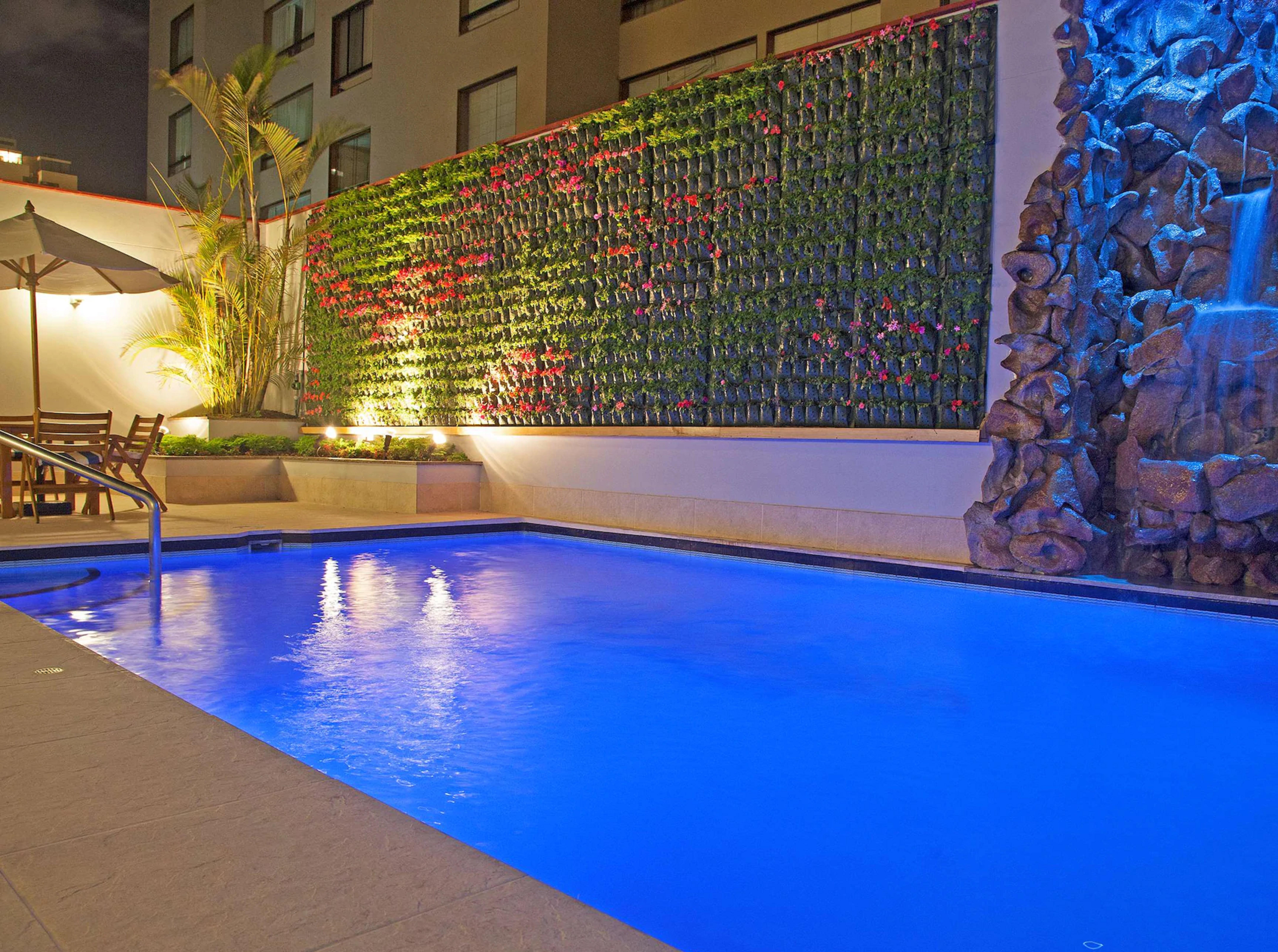 Radisson San Isidro & Hotel 5*